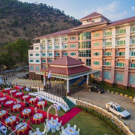 Royal Taunggyi Hotel Exteriör bild
