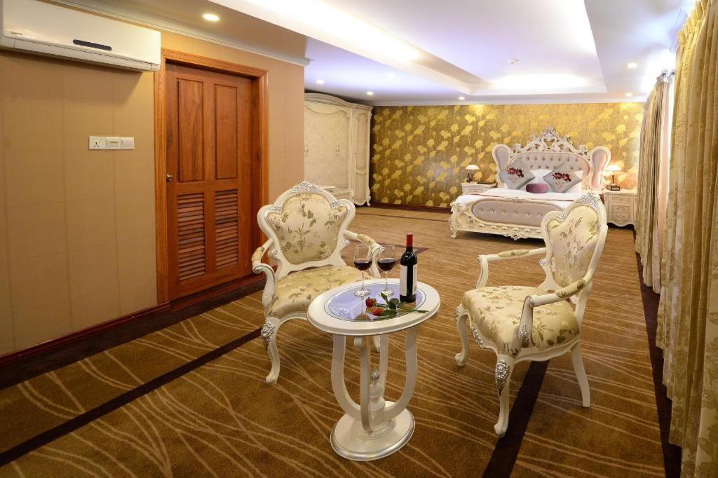 Royal Taunggyi Hotel Exteriör bild