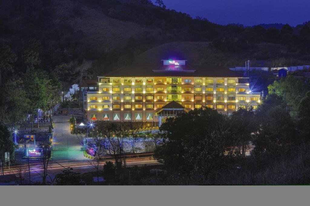 Royal Taunggyi Hotel Exteriör bild
