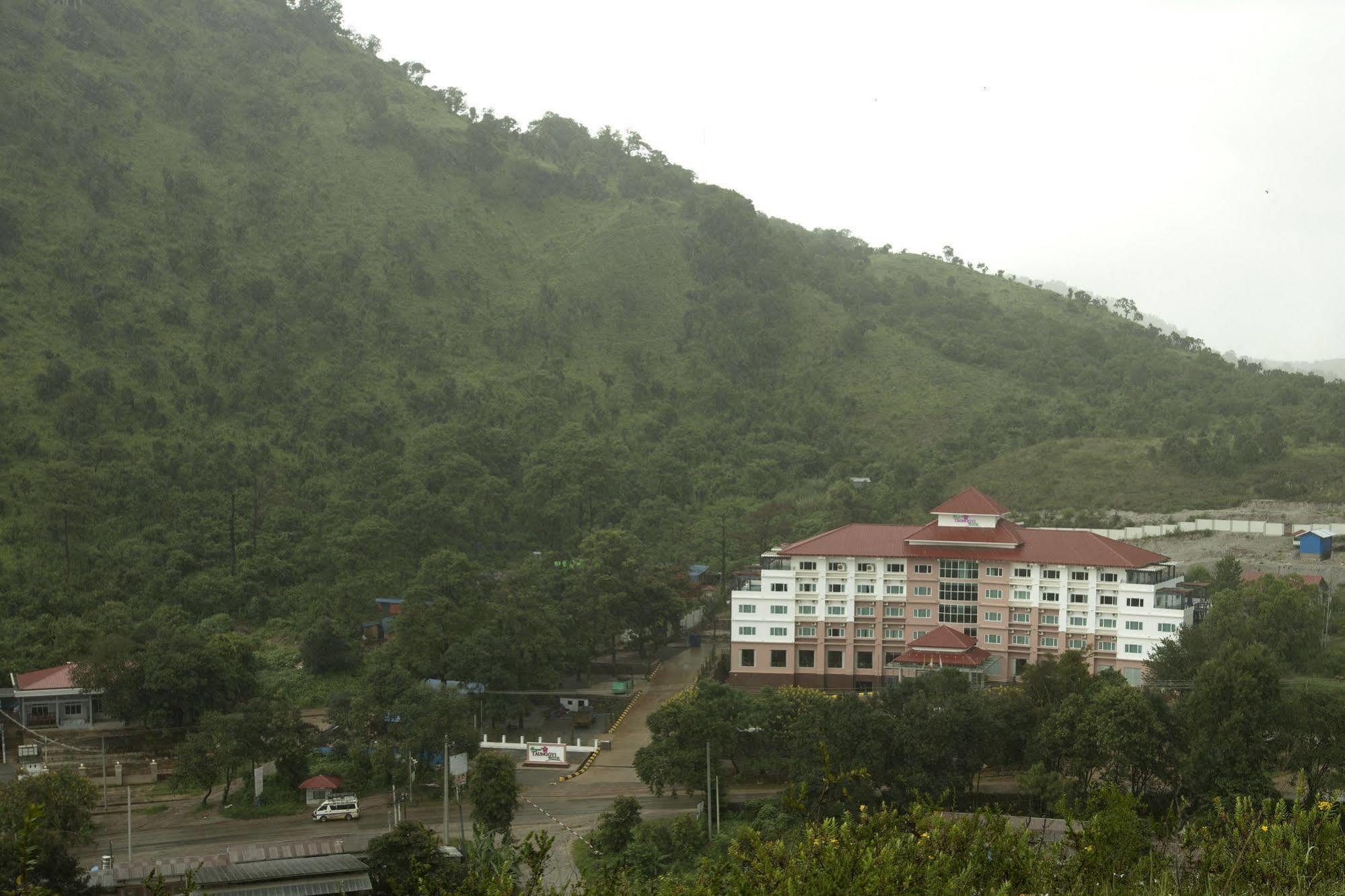 Royal Taunggyi Hotel Exteriör bild